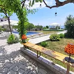 Darya *